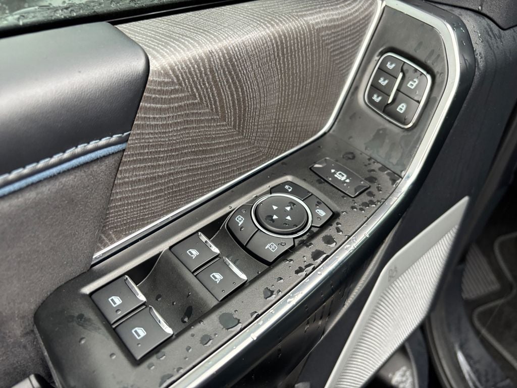 2025 Ford F-350SD Platinum