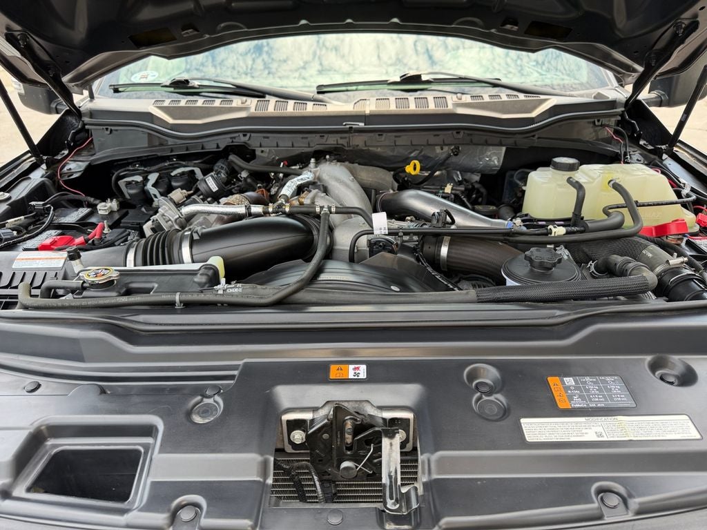2022 Ford F-450SD Lariat DRW