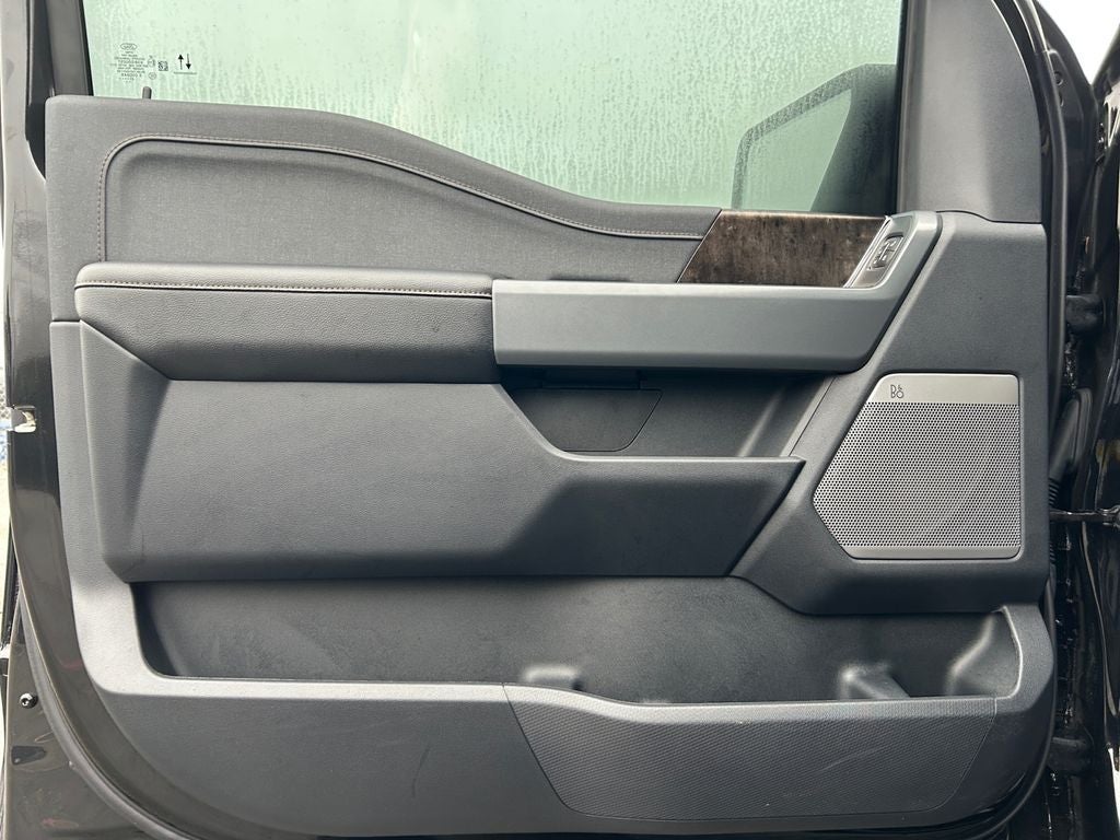 2023 Ford F-150 Lightning Lariat