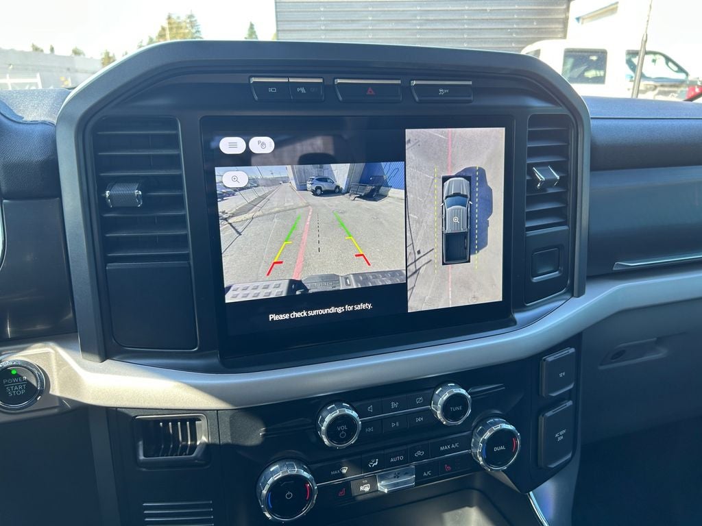 2023 Ford F-150 Lightning XLT