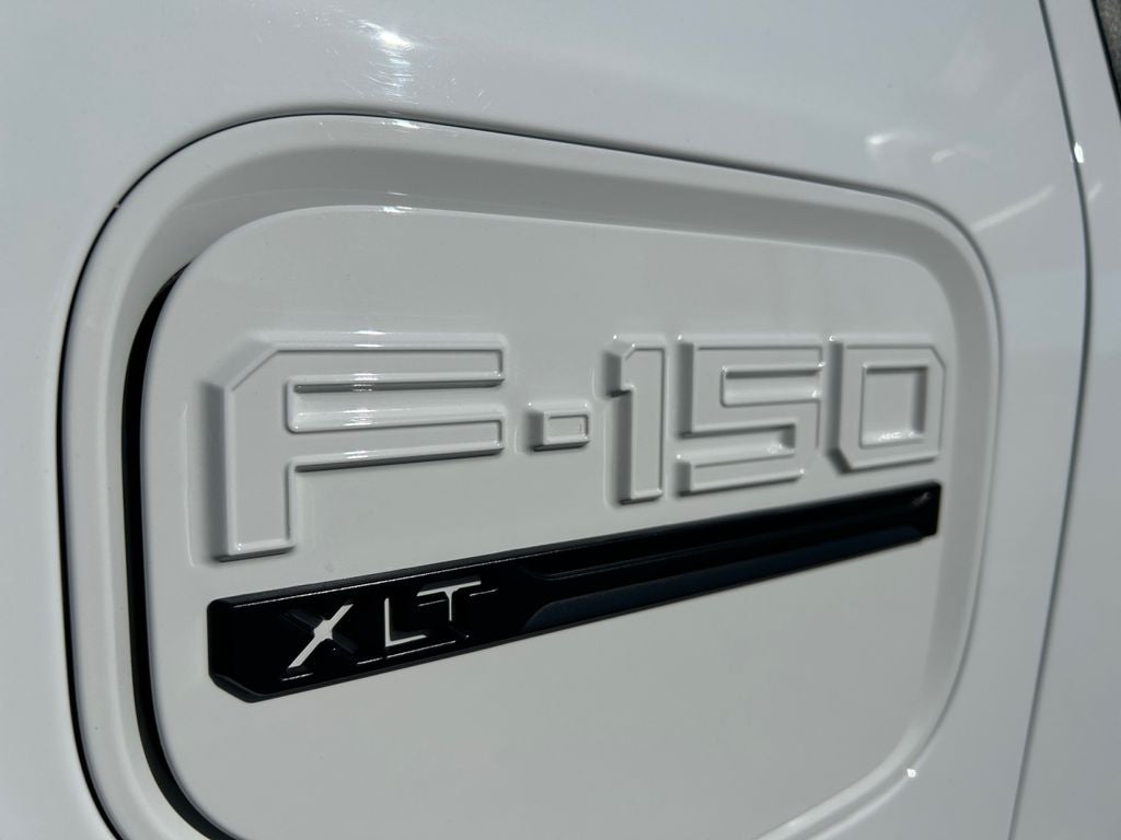 2023 Ford F-150 Lightning XLT