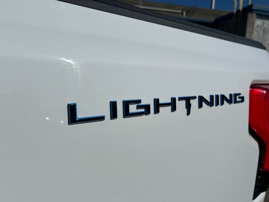 2023 Ford F-150 Lightning XLT