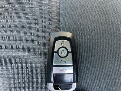 2023 Ford F-150 Lightning XLT