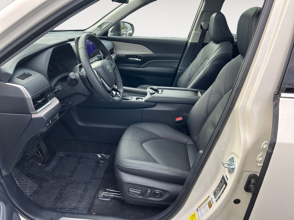 2024 Toyota Grand Highlander Platinum