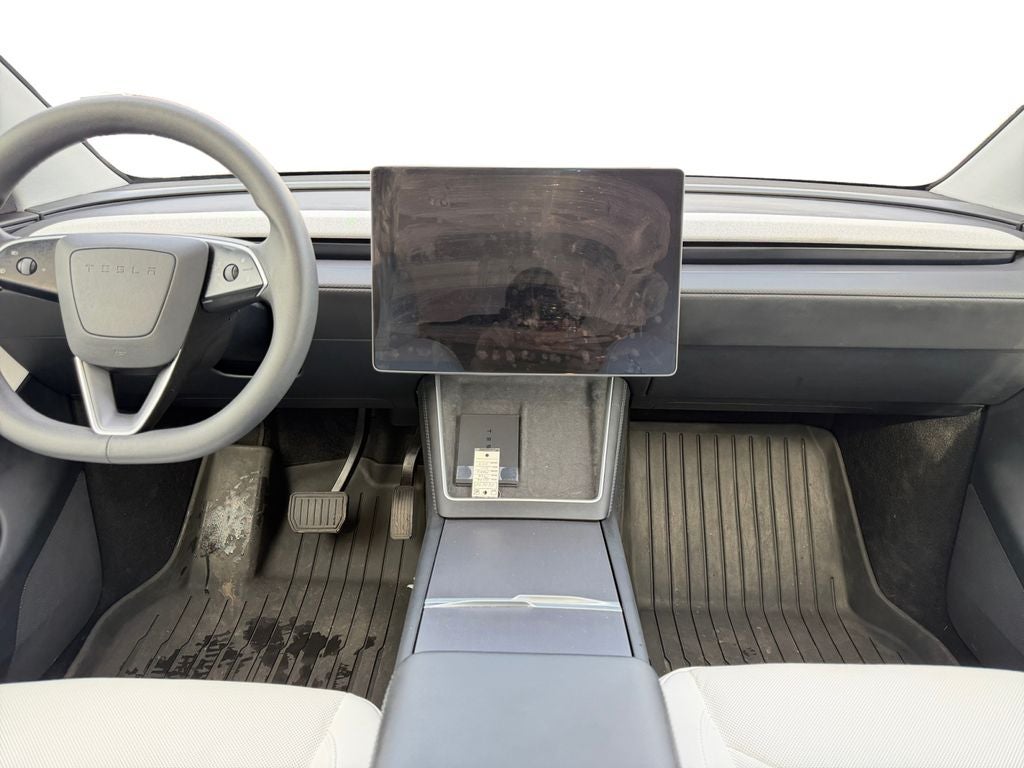 2026 Tesla Model Y Base