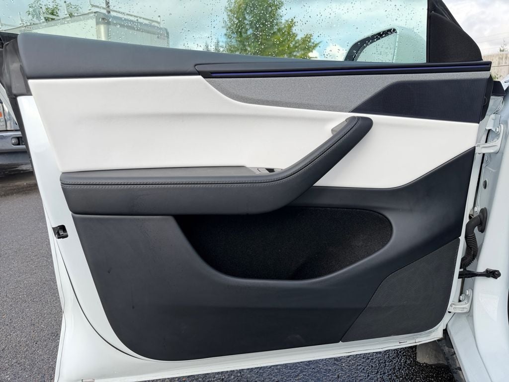 2026 Tesla Model Y Base