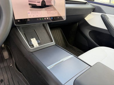 2026 Tesla Model Y Base