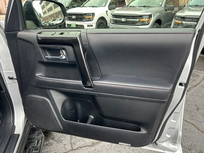 2024 Toyota 4Runner TRD Off-Road