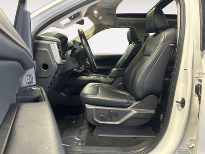 2024 Ford Expedition XLT 4WD