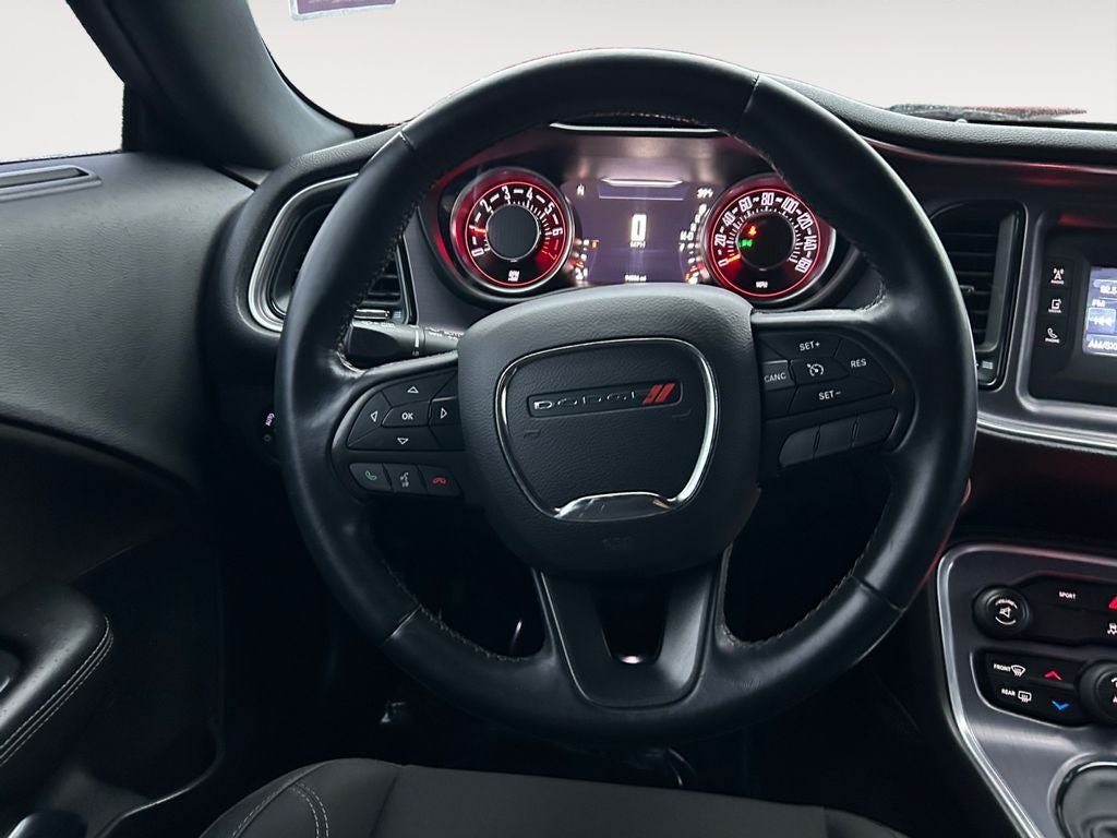 2015 Dodge Challenger SXT