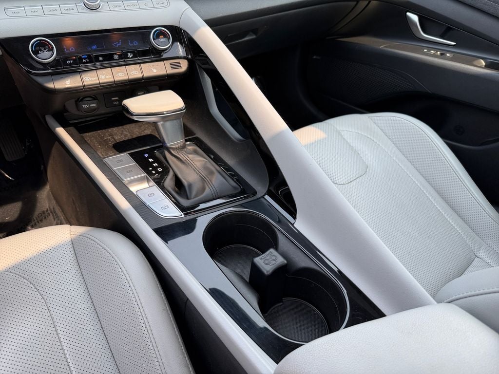 2021 Hyundai Elantra Limited