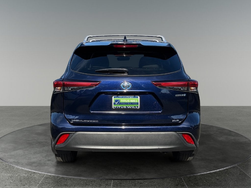 2022 Toyota Highlander Hybrid XLE