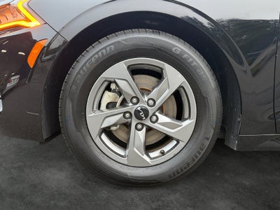 2022 Kia K5 LXS
