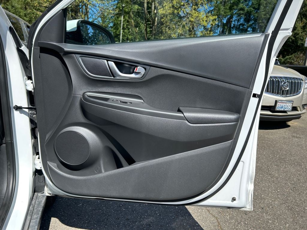 2023 Hyundai Kona Electric SE