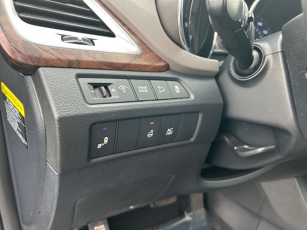 2017 Hyundai Santa Fe Limited Ultimate