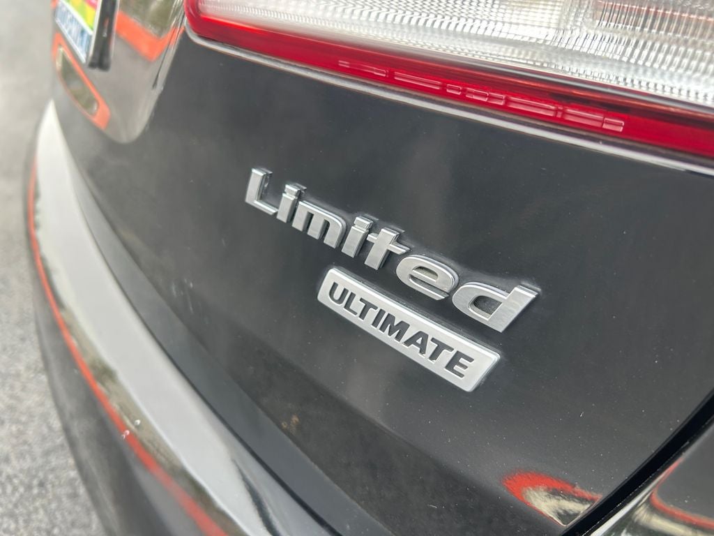 2017 Hyundai Santa Fe Limited Ultimate