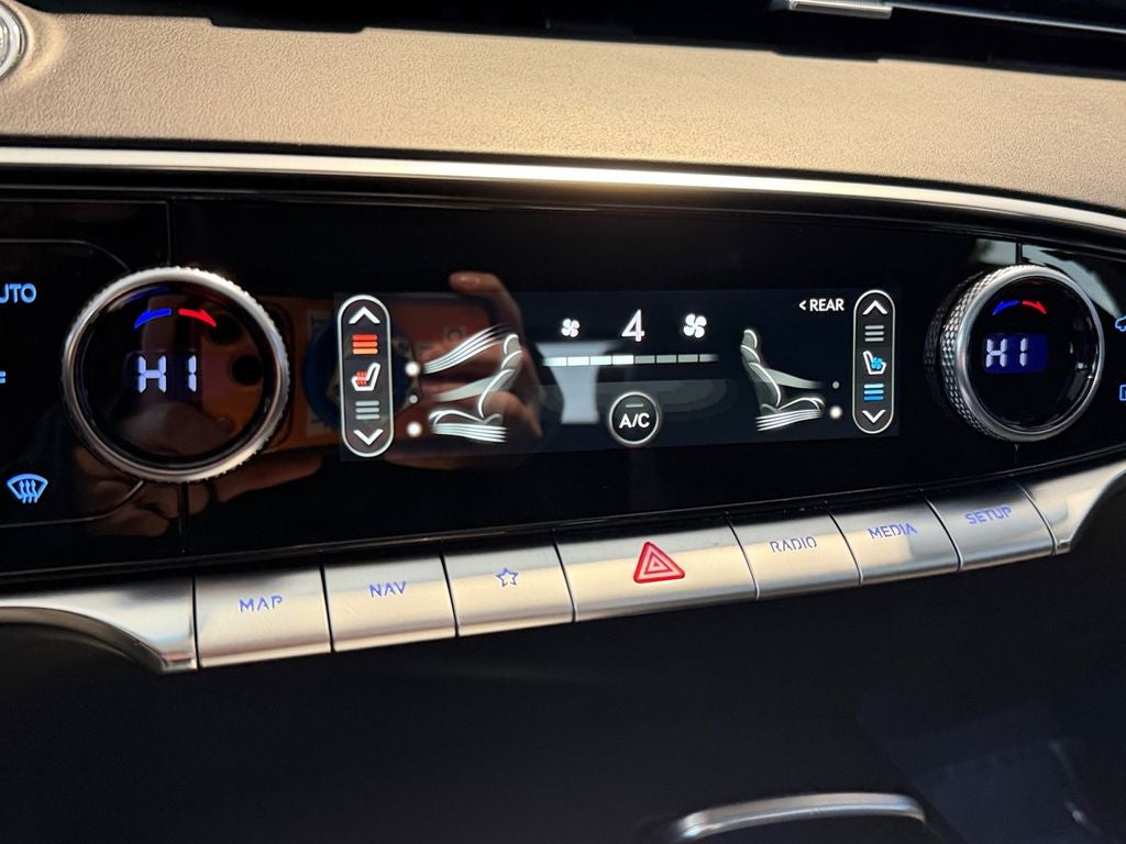 2022 Genesis GV70 2.5T