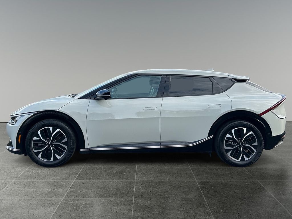 2023 Kia EV6 Wind