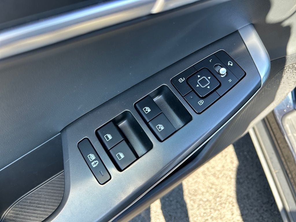2024 Kia EV6 Light