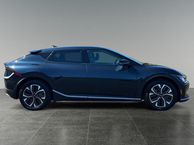 2024 Kia EV6 Light