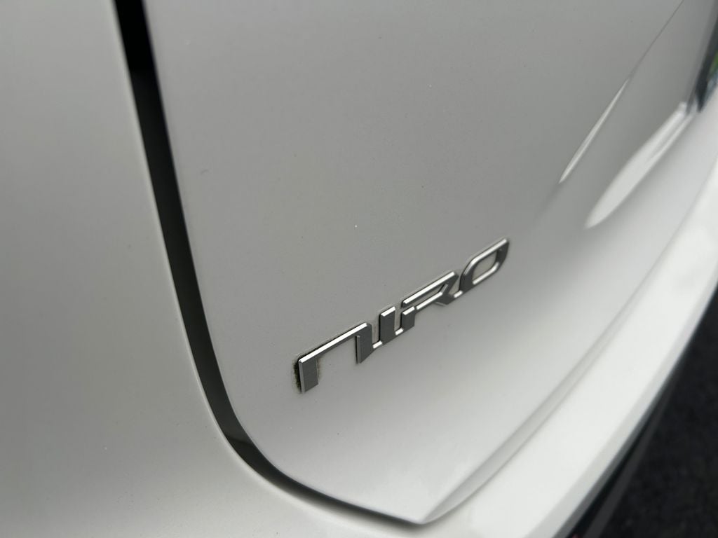 2023 Kia Niro EX