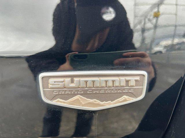 2017 Jeep Grand Cherokee Summit