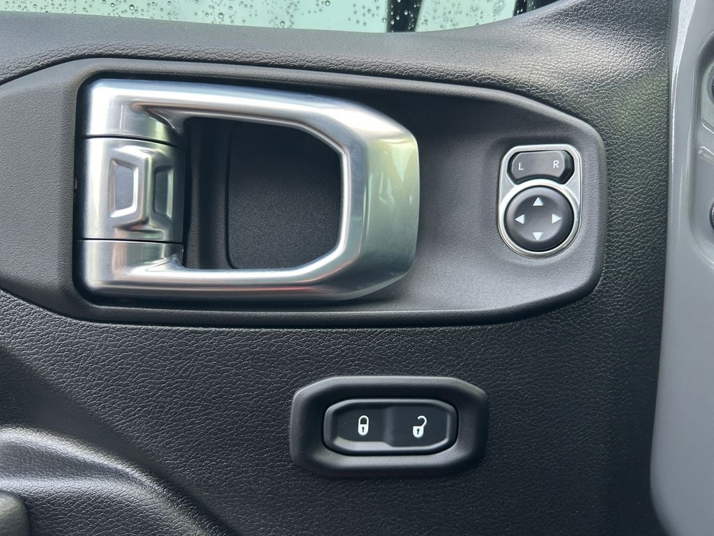 2021 Jeep Gladiator Willys