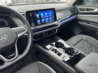 2024 Volkswagen Atlas 2.0T Peak Edition SE w/Technology