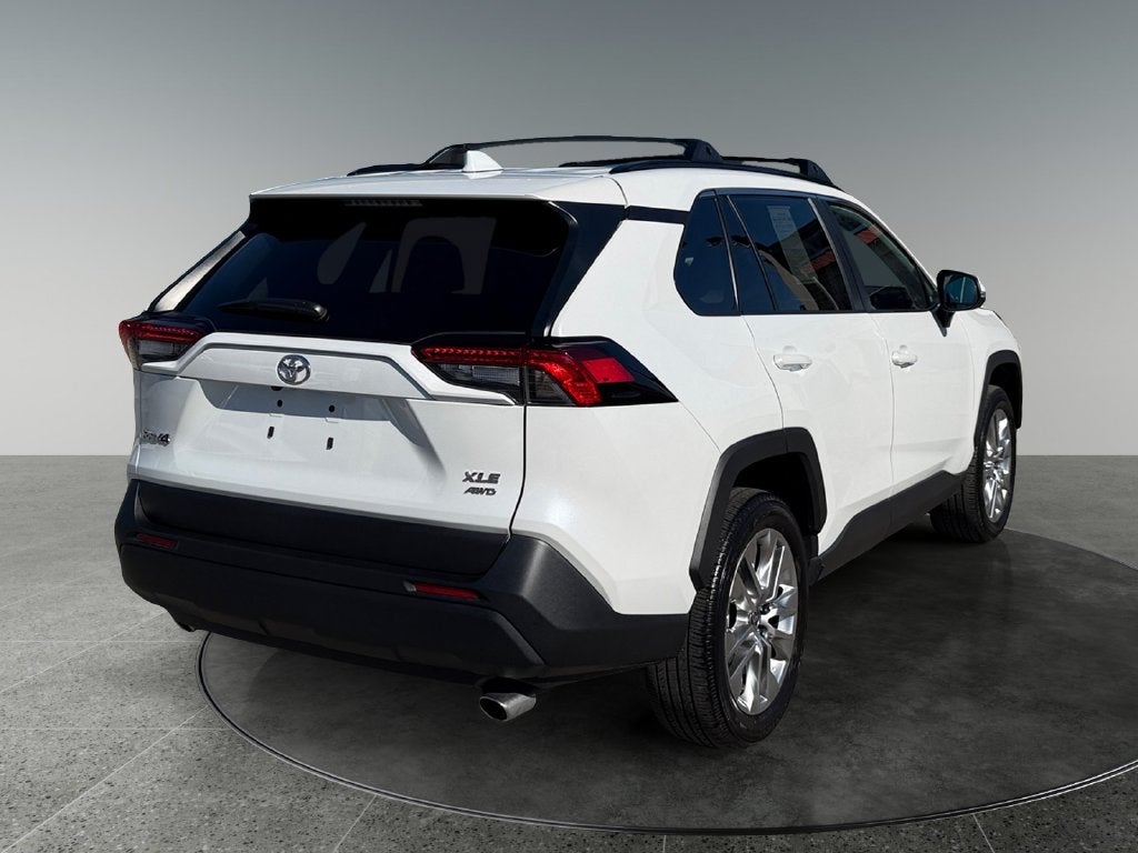 2025 Toyota RAV4 XLE Premium