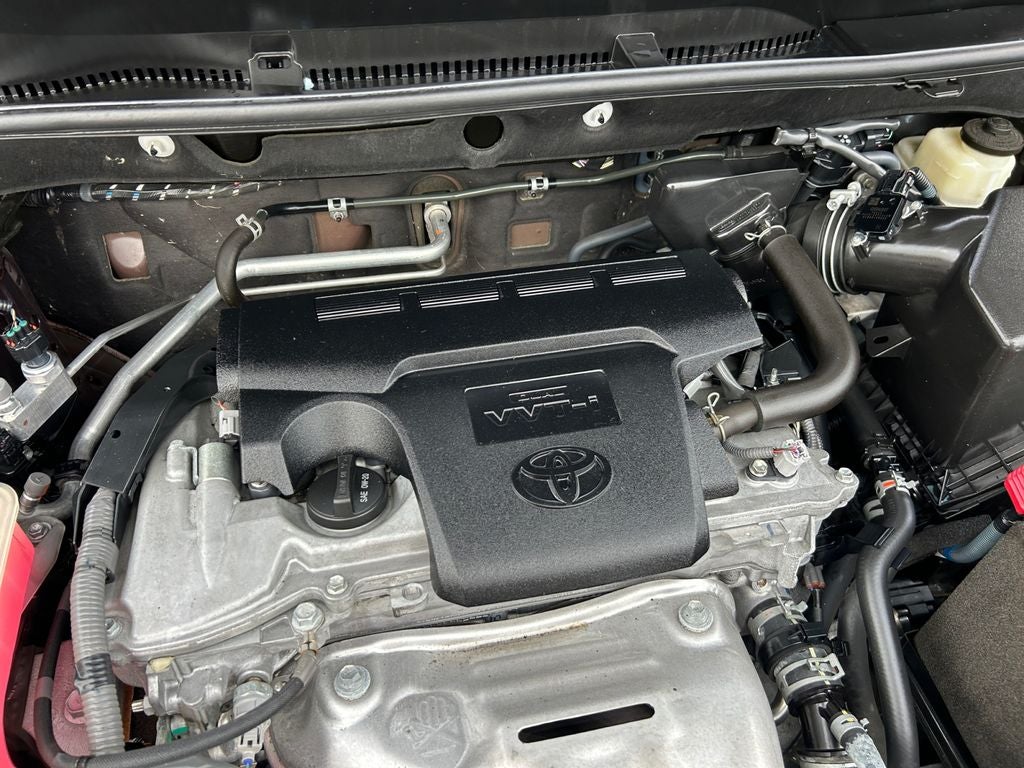 2017 Toyota RAV4 XLE 1 Owner Local