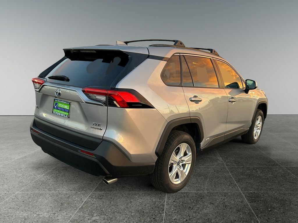 2021 Toyota RAV4 Hybrid XLE