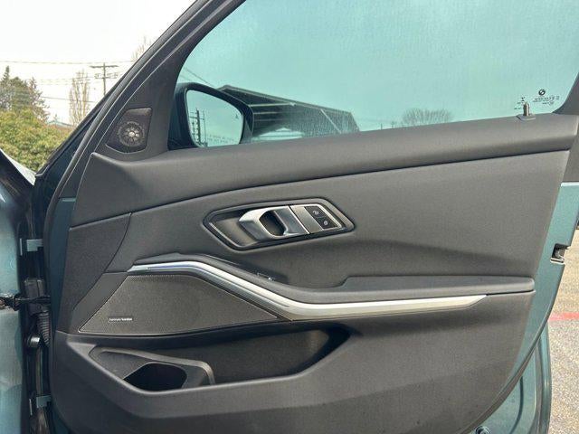 2021 BMW 330i 330i xDrive