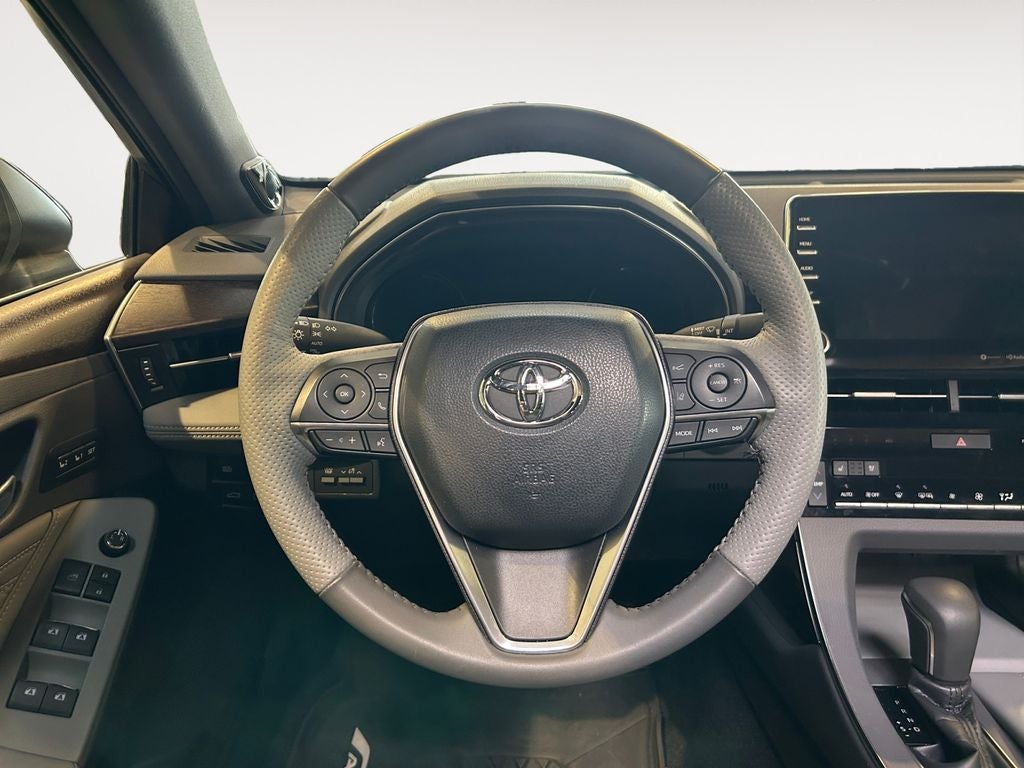 2019 Toyota AVALON HYBRID Limited