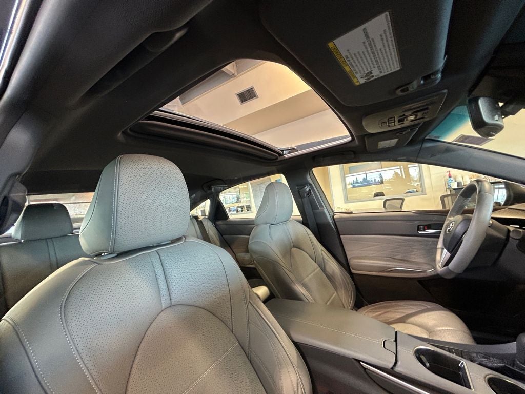 2019 Toyota AVALON HYBRID Limited