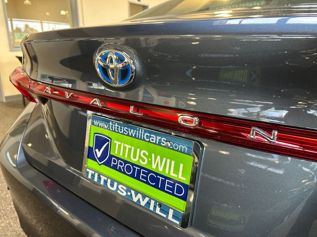 2019 Toyota AVALON HYBRID Limited