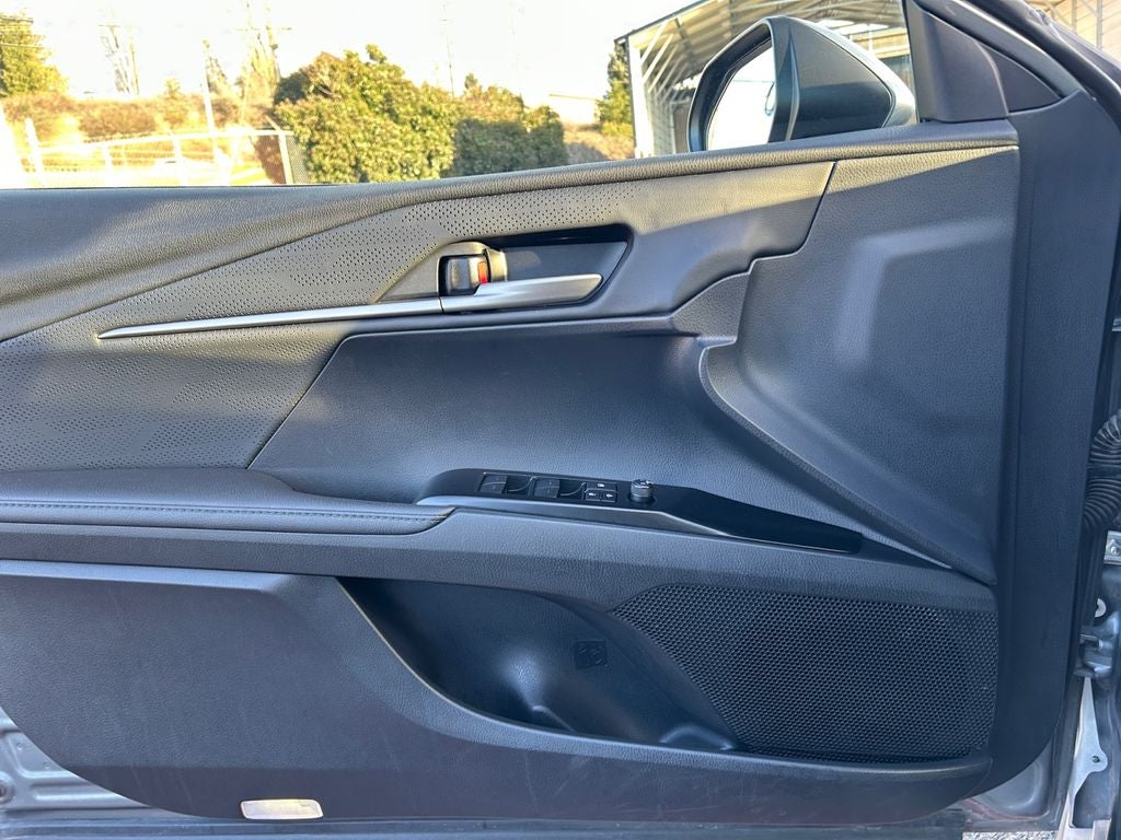 2025 Toyota CAMRY XSE HYBRID