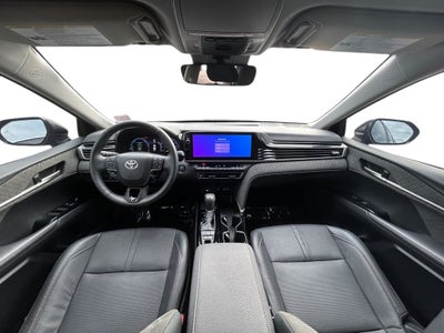 2025 Toyota CAMRY XLE