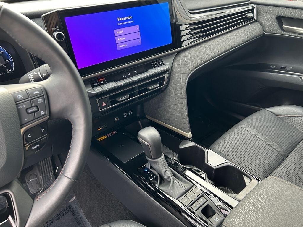 2025 Toyota CAMRY XLE