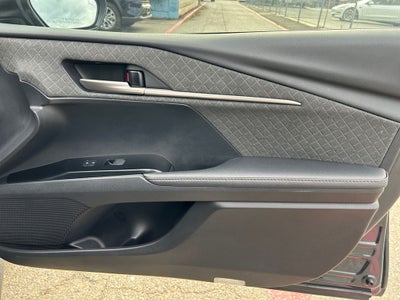 2025 Toyota CAMRY XLE