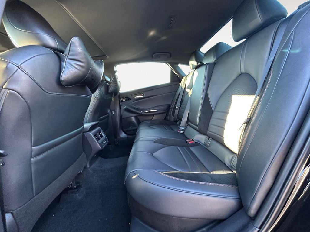 2021 Toyota Avalon Hybrid XSE