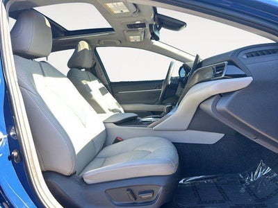 2023 Toyota CAMRY XLE