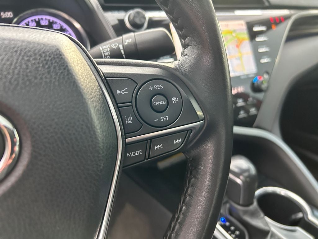 2020 Toyota CAMRY HYBRID XLE