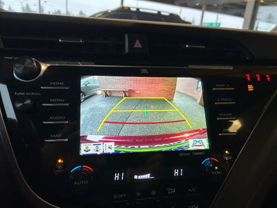 2020 Toyota Camry Hybrid XLE