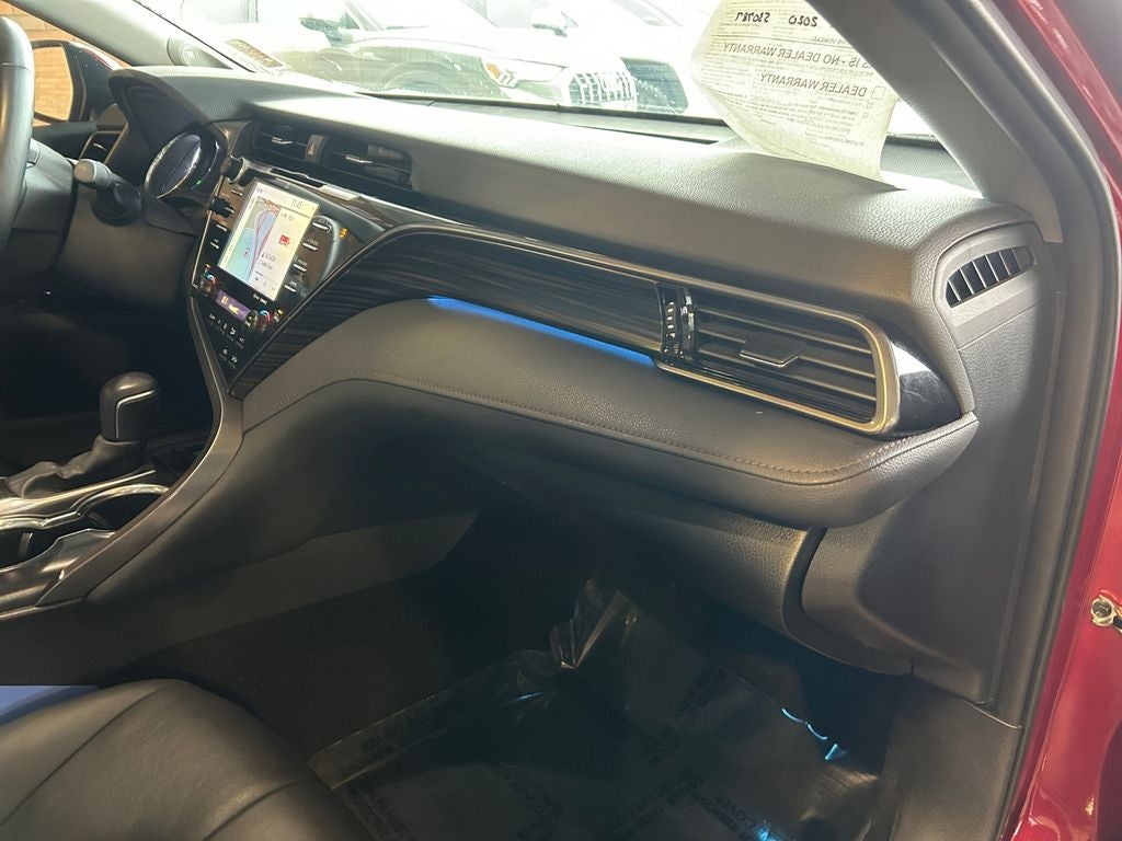 2020 Toyota Camry Hybrid XLE