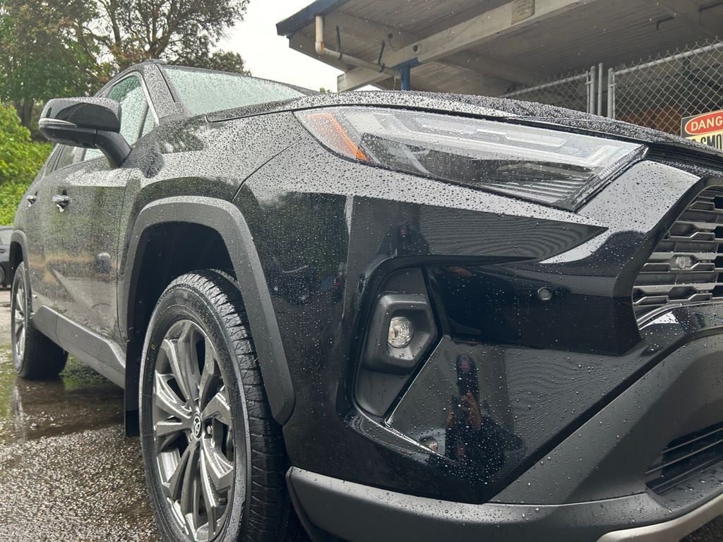 2022 Toyota RAV4 HYBRID Limited