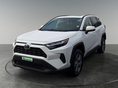 2022 Toyota RAV4 Hybrid XLE