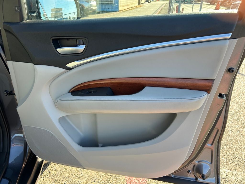 2017 Acura MDX 3.5L SH-AWD w/Advance Package