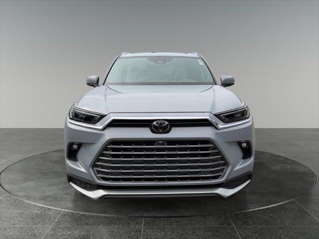 2025 Toyota Grand Highlander Hybrid MAX Platinum