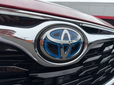 2022 Toyota Highlander Hybrid Platinum