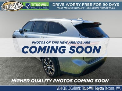 2022 Toyota HIGHLANDER XLE